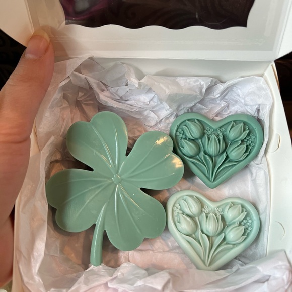 Green St. Patrick’s Day Soap Set - Picture 4 of 4